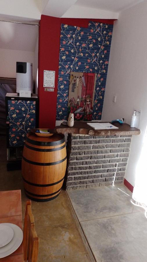 Larochelle Guesthouse ケートマンスフープ エクステリア 写真