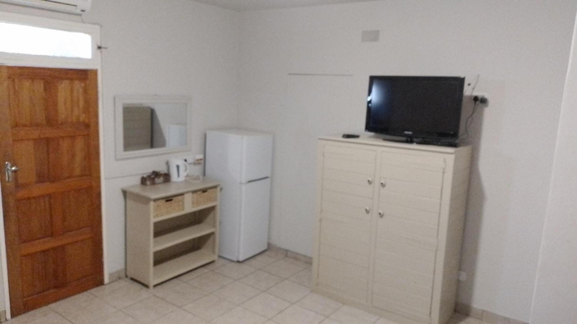 Larochelle Guesthouse ケートマンスフープ 部屋 写真