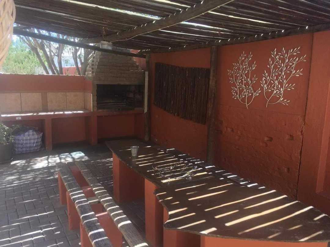 Larochelle Guesthouse ケートマンスフープ エクステリア 写真